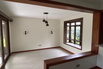 3 Bed Townhouse with En Suite in Ridgeways