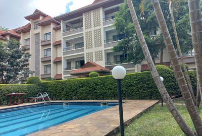 Serviced 3 Bed Apartment with En Suite at Dennis Plit Road