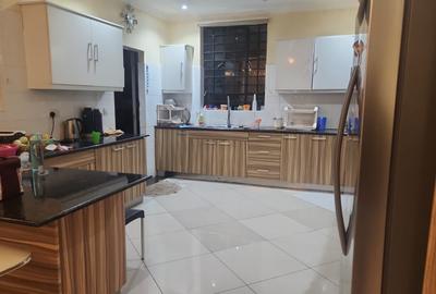 4 Bed Townhouse with En Suite in Kitisuru - 3