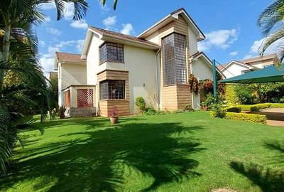 4 Bed Townhouse with En Suite in Kitisuru