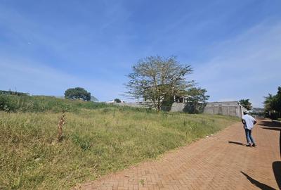 Land in Runda - 3