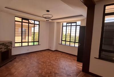 5 Bed Townhouse with En Suite in Ngong