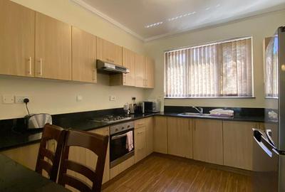 Serviced 2 Bed Apartment with En Suite at Brookside Gardens - 4