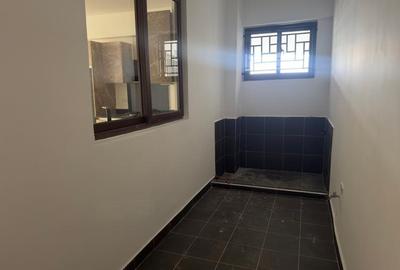 2 Bed Apartment with En Suite in Westlands Area