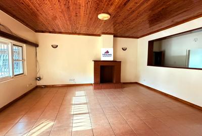 4 Bed House with En Suite in Runda - 3