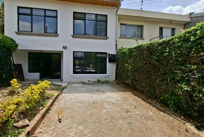 4 Bed Townhouse with En Suite at Off Rapta Rd