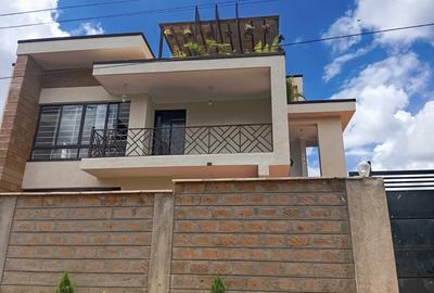 4 Bed Townhouse with En Suite in Ongata Rongai