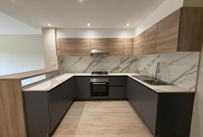 2 Bed Apartment with En Suite in Riverside - 2