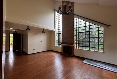 4 Bed Townhouse with En Suite in Kitisuru