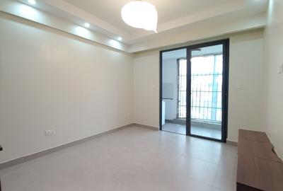 2 Bed Apartment with En Suite in Kilimani - 4
