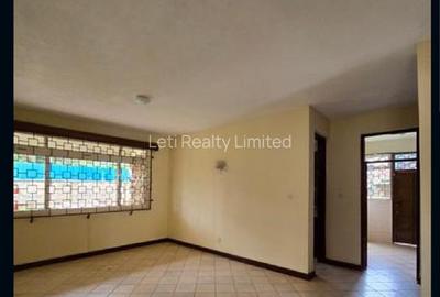 5 Bed Townhouse with En Suite in Lavington - 3