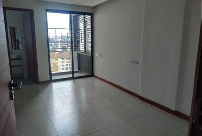 4 Bed Apartment with En Suite in Parklands - 3