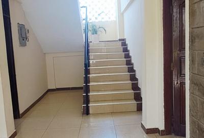 9 Bed House in Mtwapa - 4