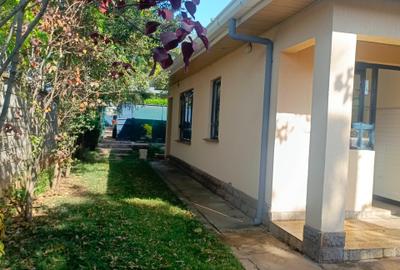 3 Bed House with En Suite in Runda - 2