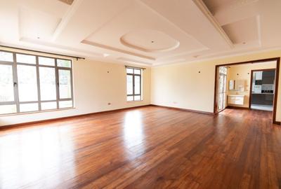 4 Bed Townhouse with En Suite at Two Rivers