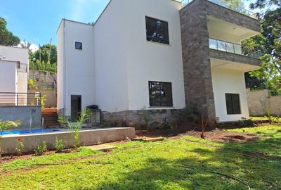4 Bed House with En Suite in Loresho