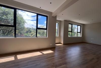 5 Bed Townhouse with En Suite at Manyani Cl - 4