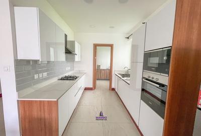 Furnished 2 Bed Apartment with En Suite at City Park Drive