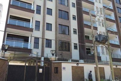 4 Bed Apartment with En Suite at Spring
