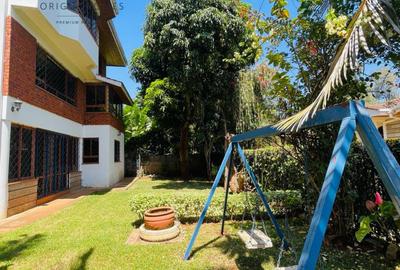 5 Bed Townhouse with En Suite at Westlands