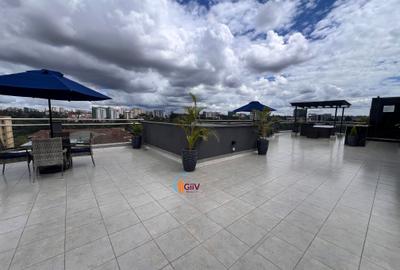 3 Bed Apartment with Swimming Pool in Riverside