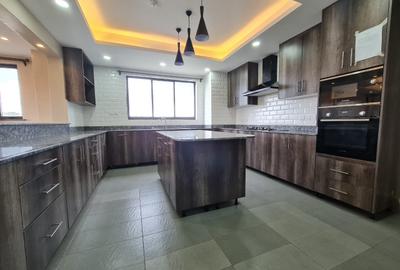 4 Bed Apartment with En Suite at Lavington - 2