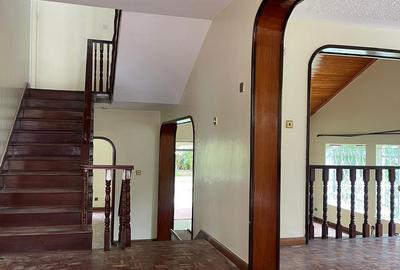 5 Bed House with En Suite in Kyuna