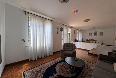 4 Bed Townhouse with En Suite in Loresho - 4