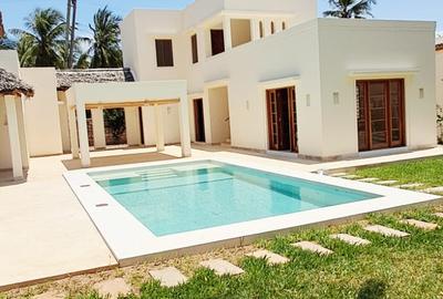 3 Bed Villa in Watamu - 4