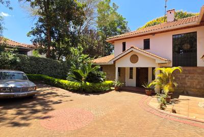 5 Bed Townhouse with En Suite at Meadows