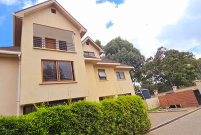 5 Bed Townhouse with En Suite at Kaputei Garden - 4