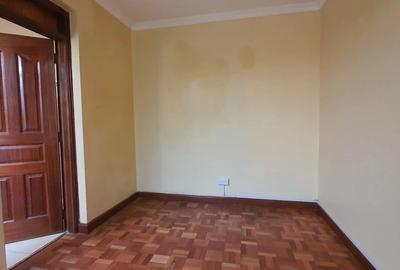 5 Bed Townhouse with En Suite in Kileleshwa