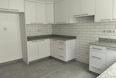 3 Bed Townhouse with En Suite in Kilimani