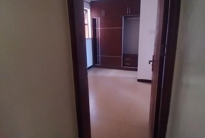 5 Bed Villa with En Suite in Lavington - 4