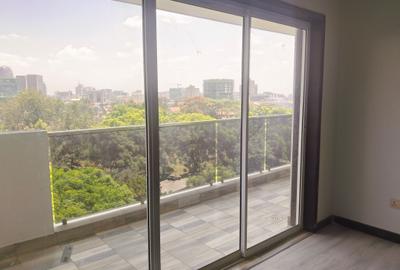 2 Bed Apartment with En Suite at Riverside Drive