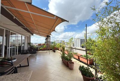 Serviced 3 Bed Apartment with En Suite in Parklands - 2