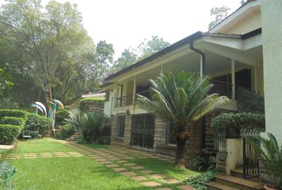 4 Bed House with En Suite at Off Muthaiga Rd