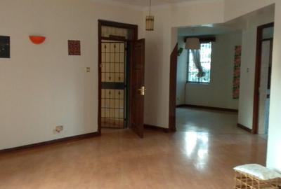 3 Bed Apartment with En Suite in Kileleshwa