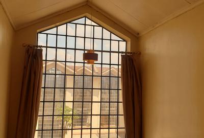 4 Bed Villa with En Suite in Lavington - 3