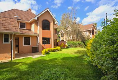 4 Bed Townhouse with En Suite at Lavington Green