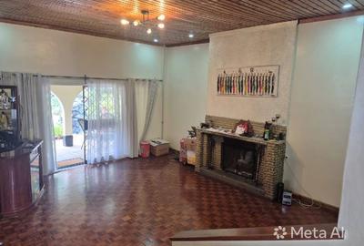 3 Bed House with En Suite in Loresho - 3