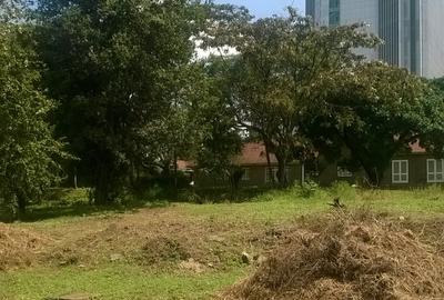 Land in Upper Hill