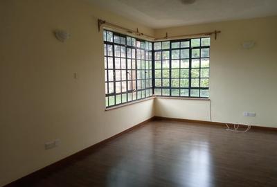 5 Bed Townhouse with En Suite in Kiambu Road