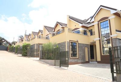 4 Bed House with En Suite in Ngong