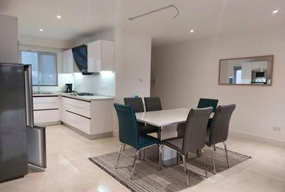 Furnished 2 Bed Apartment with En Suite at Chilly Breeze Apartments - 4