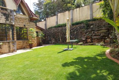 5 Bed Townhouse with En Suite at Lavington Road