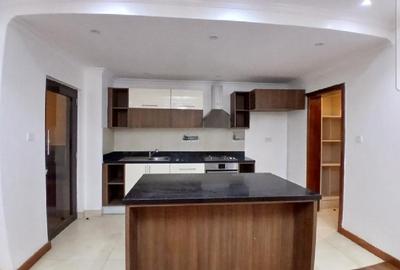 4 Bed Townhouse with En Suite in Kileleshwa - 4