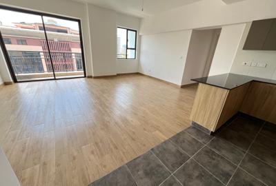 2 Bed Apartment with En Suite in Kilimani - 3