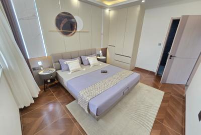 2 Bed Apartment with En Suite at Mandela Road - 4