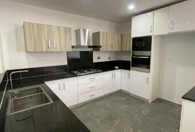 4 Bed Apartment with Gym in Kileleshwa